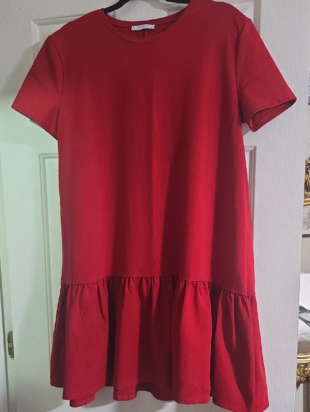 Zara Red Short-Sleeve Ruffle-Hem Casual Dress